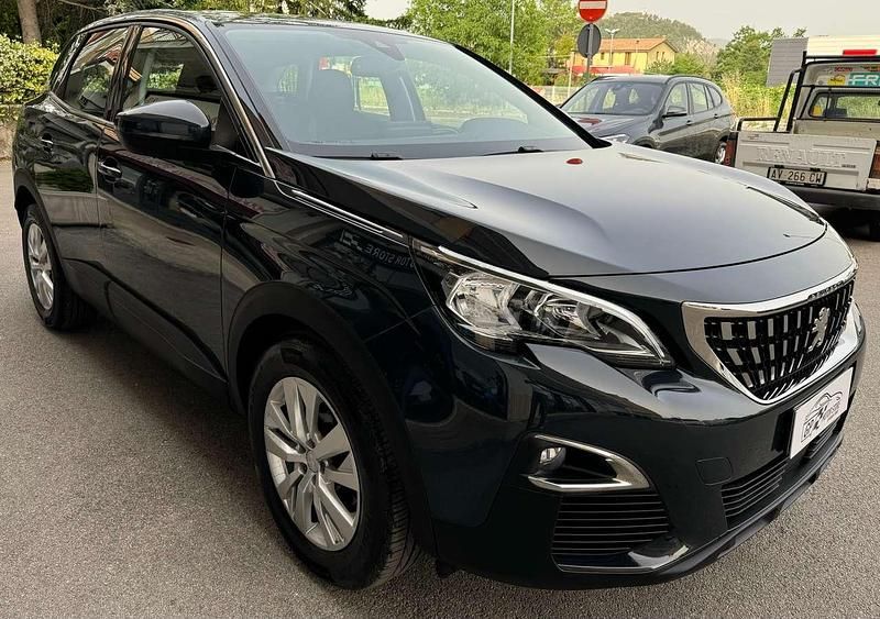 Usata Peugeot 3008 Business-Line 120 CV (88 kW) 2017 Grigio SUV