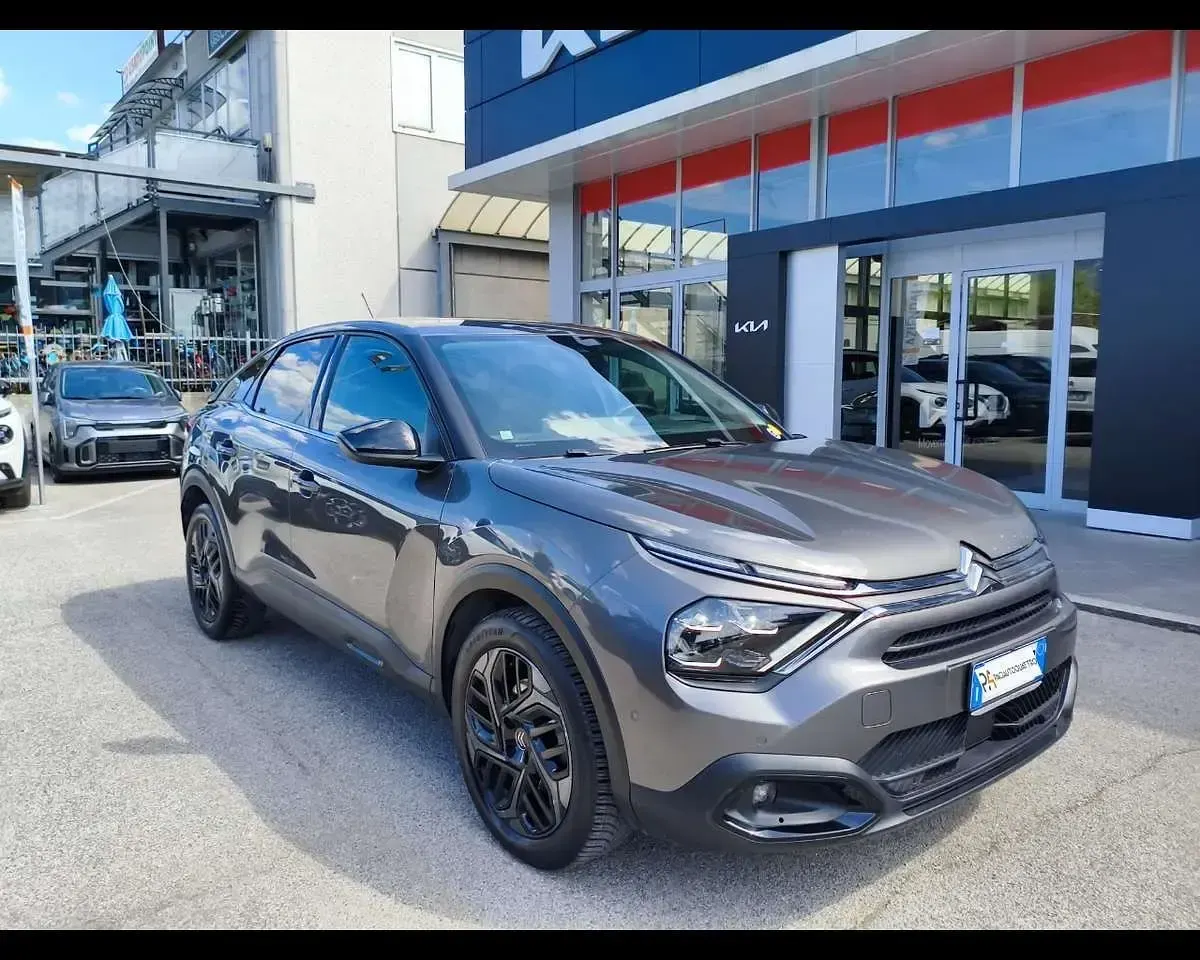 Usata Citroën C4 Shine 131 CV (96 kW) 2021 Grigio SUV