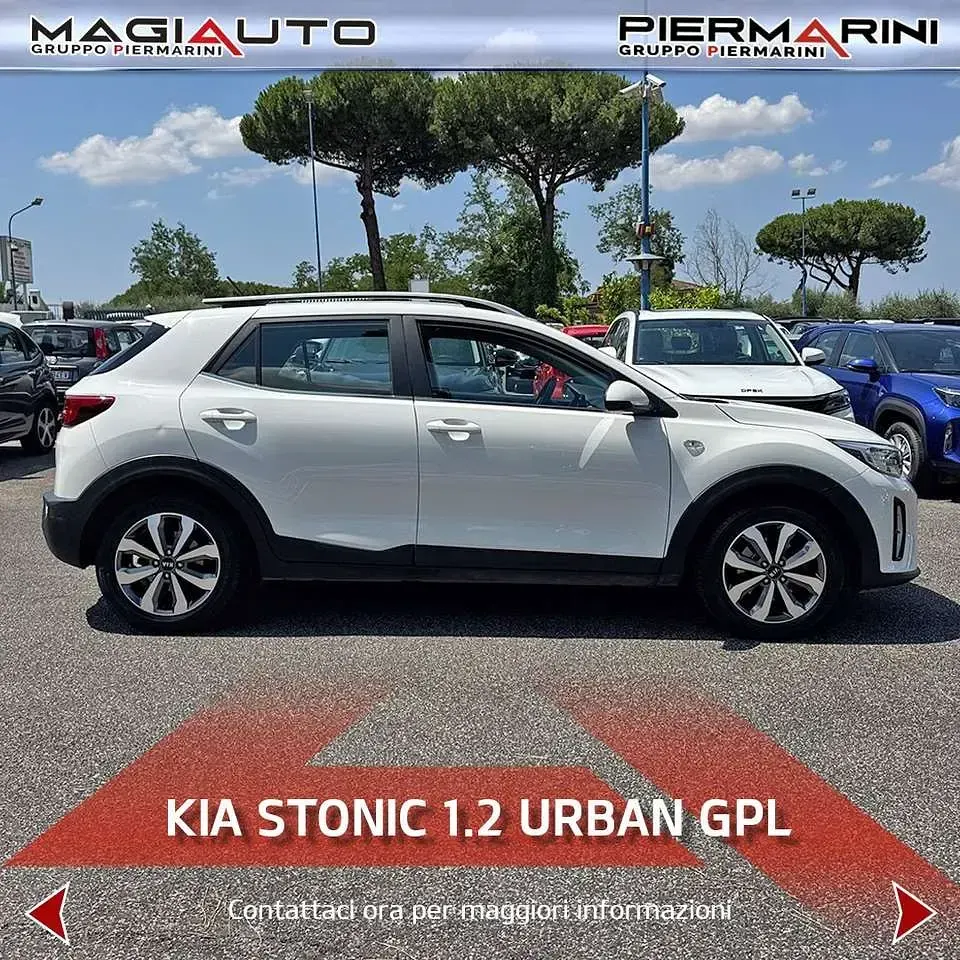 Usata Kia Stonic Style 82 CV (60 kW) 2021 Bianco SUV
