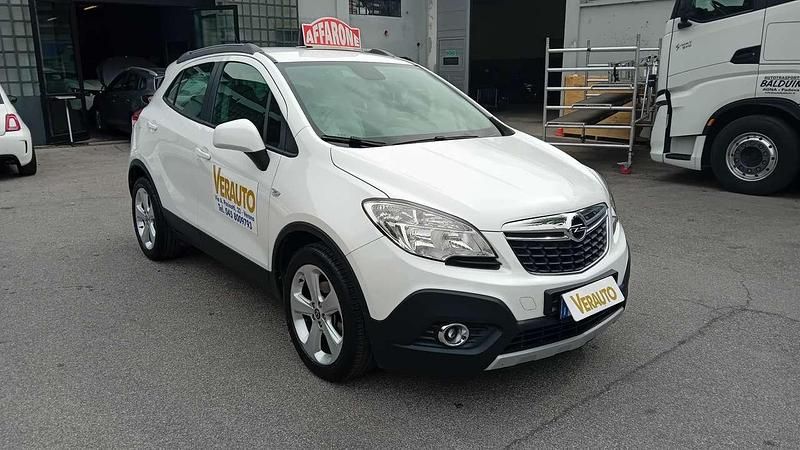 Usata Opel Mokka Cosmo 131 CV (96 kW) 2013 Bianco SUV