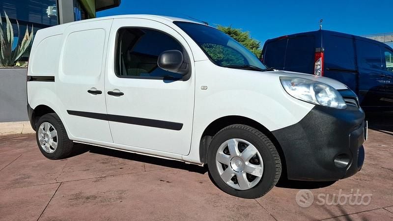 Usata Renault Kangoo 90 CV (66 kW) 2015 Bianco Monovolume