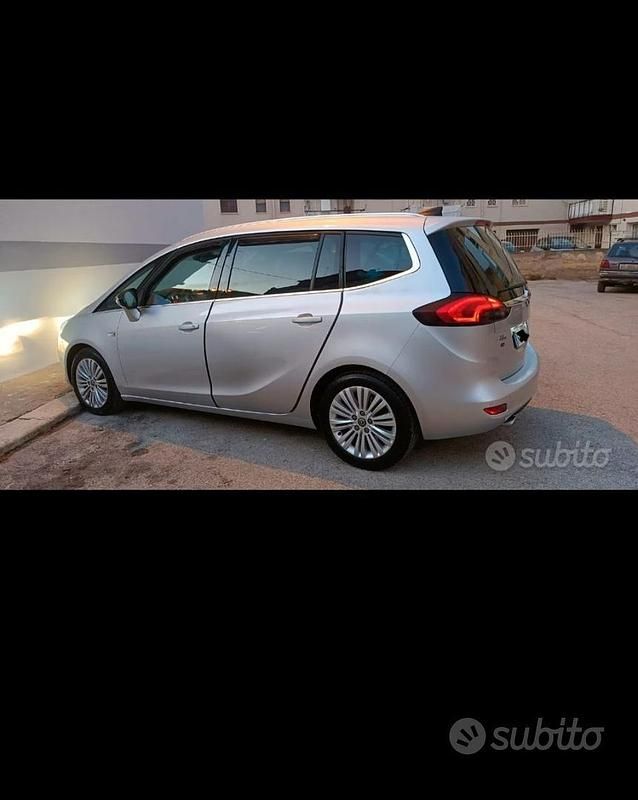 Usata Opel Zafira Tourer 130 CV (95 kW) 2016 Grigio Monovolume