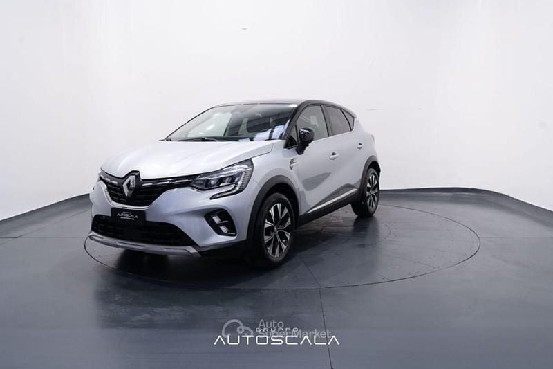Usata Renault Captur Techno 91 CV (66 kW) 2024 Grigio SUV