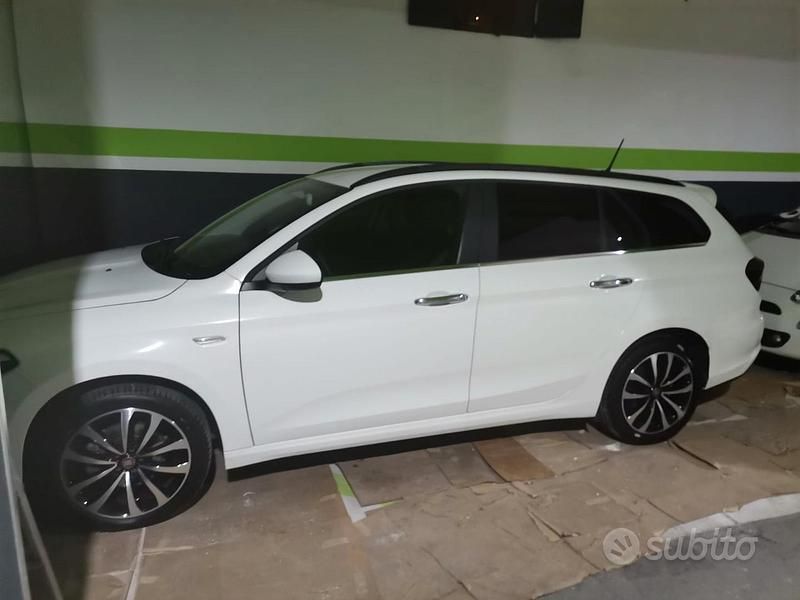 Usata Fiat Tipo Lounge 120 CV (88 kW) 2020 Bianco Station wagon