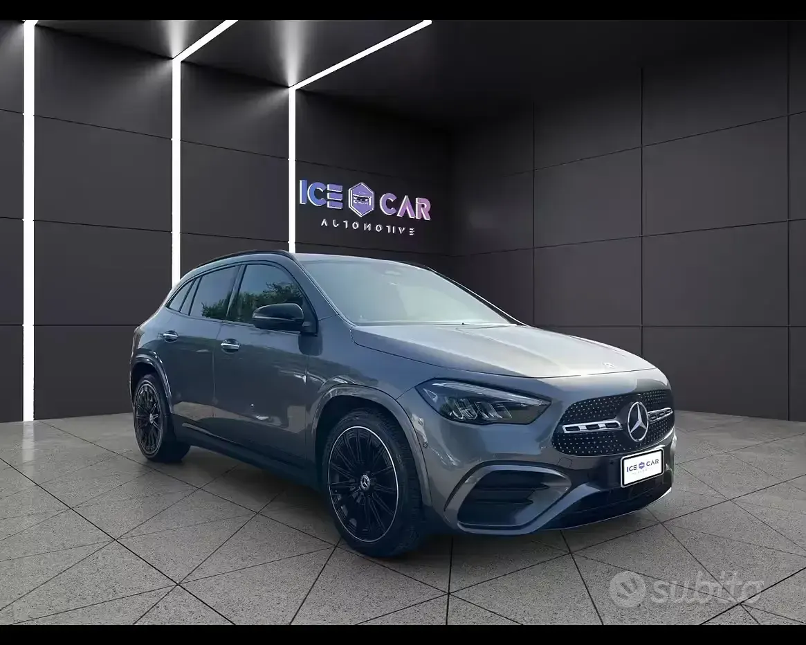 Usata Mercedes GLA200 Advanced Plus 150 CV (110 kW) 2024 Grigio SUV