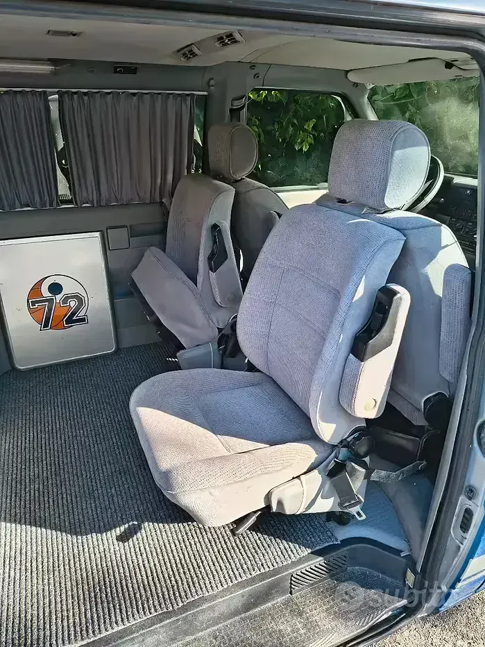 Usata VW Transporter 110 CV (80 kW) 2009 Grigio Furgone