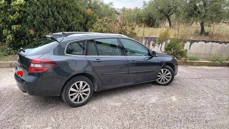 Usata 2013 Renault Laguna III Station wagon | 4000 € (Ottimo prezzo) - Immagine 1/4