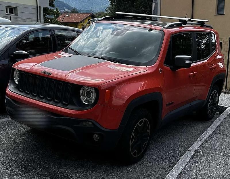 Usata 2018 Jeep Renegade Trailhawk SUV | 19.900 € (Molto cara) - Immagine 1/3