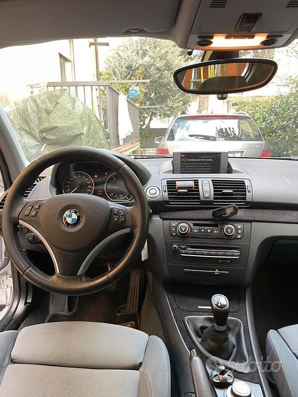 Usata BMW 118 Efficient Dynamics 143 CV (105 kW) 2009 Grigio Utilitaria