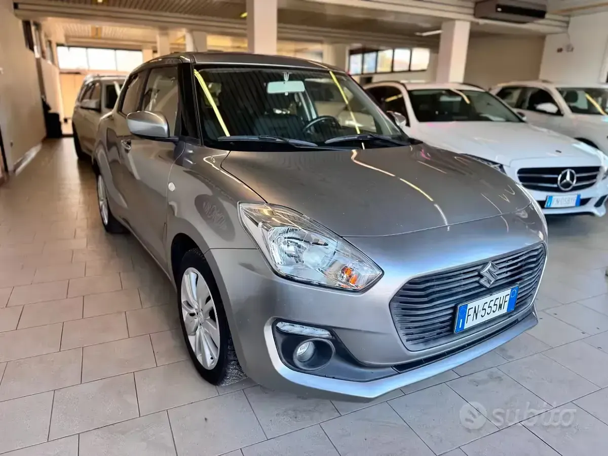 Usata Suzuki Swift Cool 90 CV (66 kW) 2018 Grigio Utilitaria