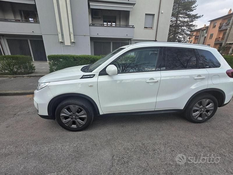 Usata Suzuki Vitara Cool 112 CV (82 kW) 2019 Bianco SUV