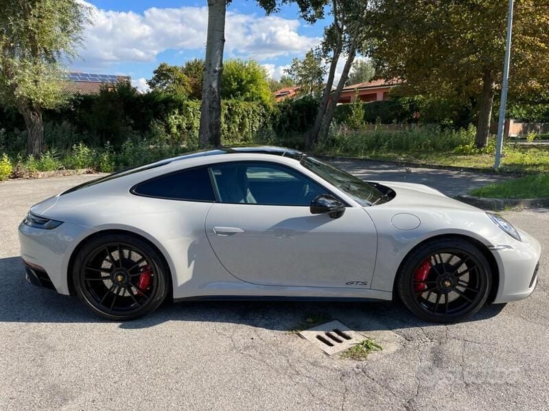Usata Porsche 911 Carrera 4 GTS 480 CV (353 kW) 2022 Bianco Coupé
