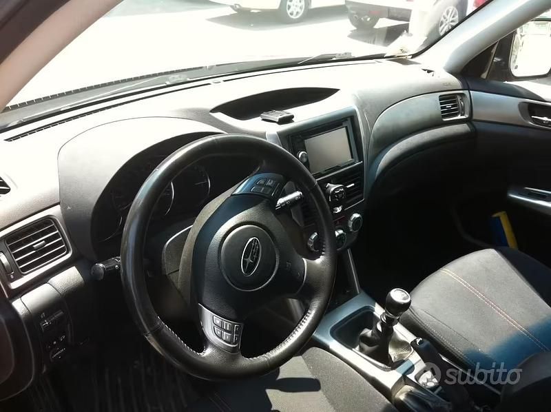 Usata Subaru Forester 2010 Grigio SUV