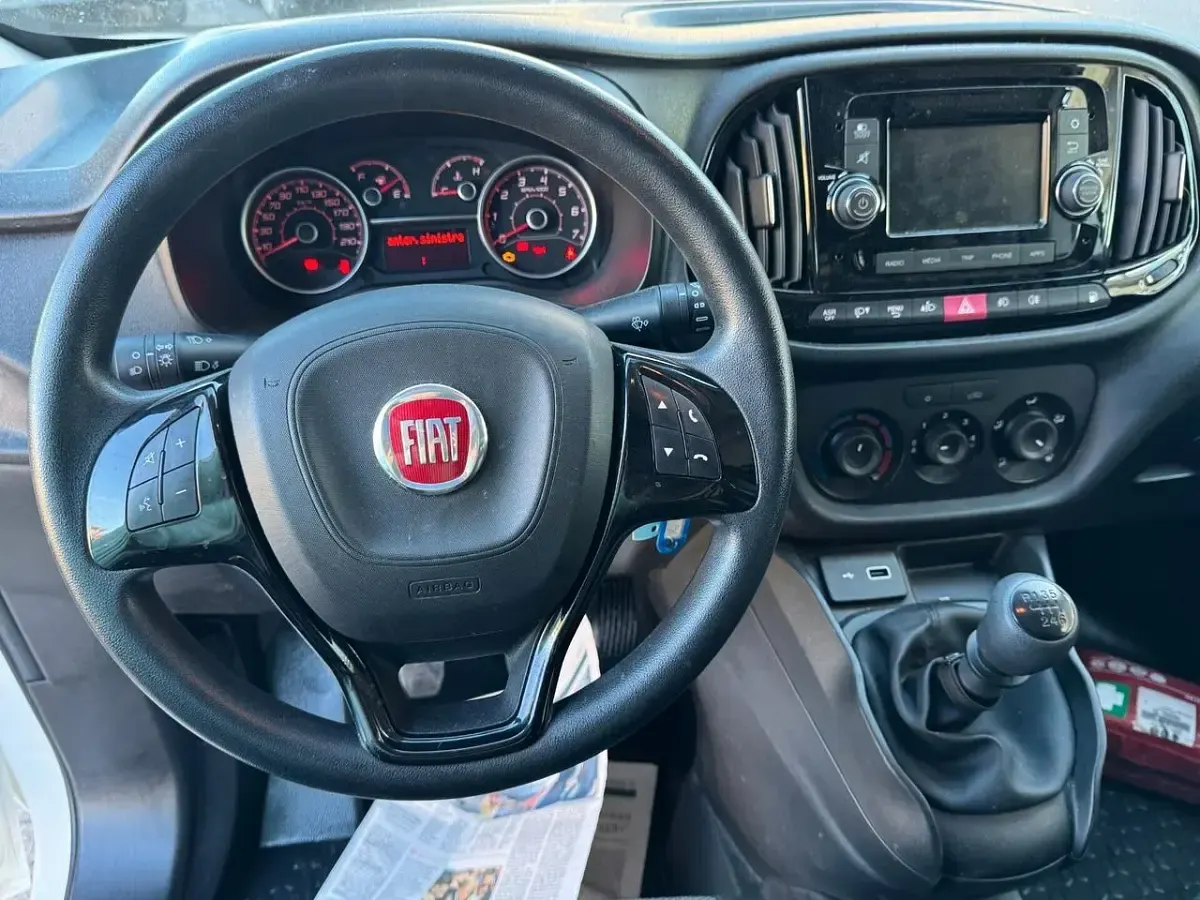 Usata Fiat Doblò Easy 120 CV (88 kW) 2019 Bianco Monovolume