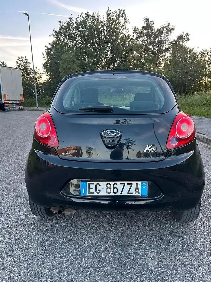 Usata Ford Ka 69 CV (50 kW) 2011 Nero Utilitaria