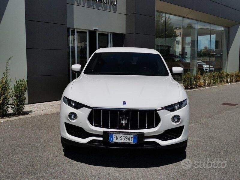 Usata Maserati Levante GranLusso 250 CV (183 kW) 2018 Bianco SUV