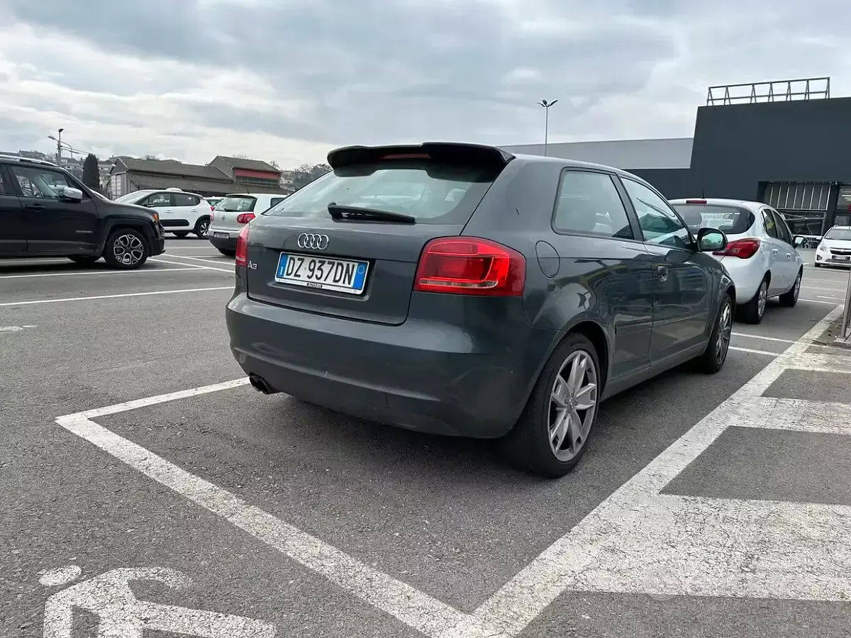 Usata Audi A3 140 CV (102 kW) 2009 Grigio Utilitaria