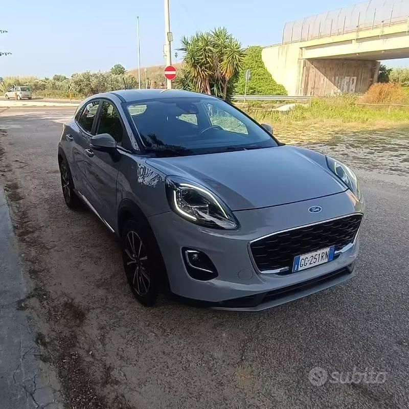 Usata Ford Puma Titanium X 120 CV (88 kW) 2021 Grigio SUV