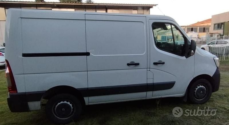 Usata Renault Master T28 135 CV (99 kW) 2020 Bianco Monovolume