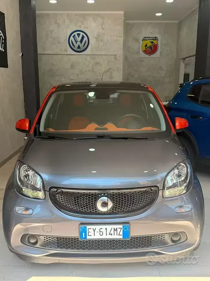 Usata Smart ForFour Prime 71 CV (52 kW) 2015 Grigio Utilitaria