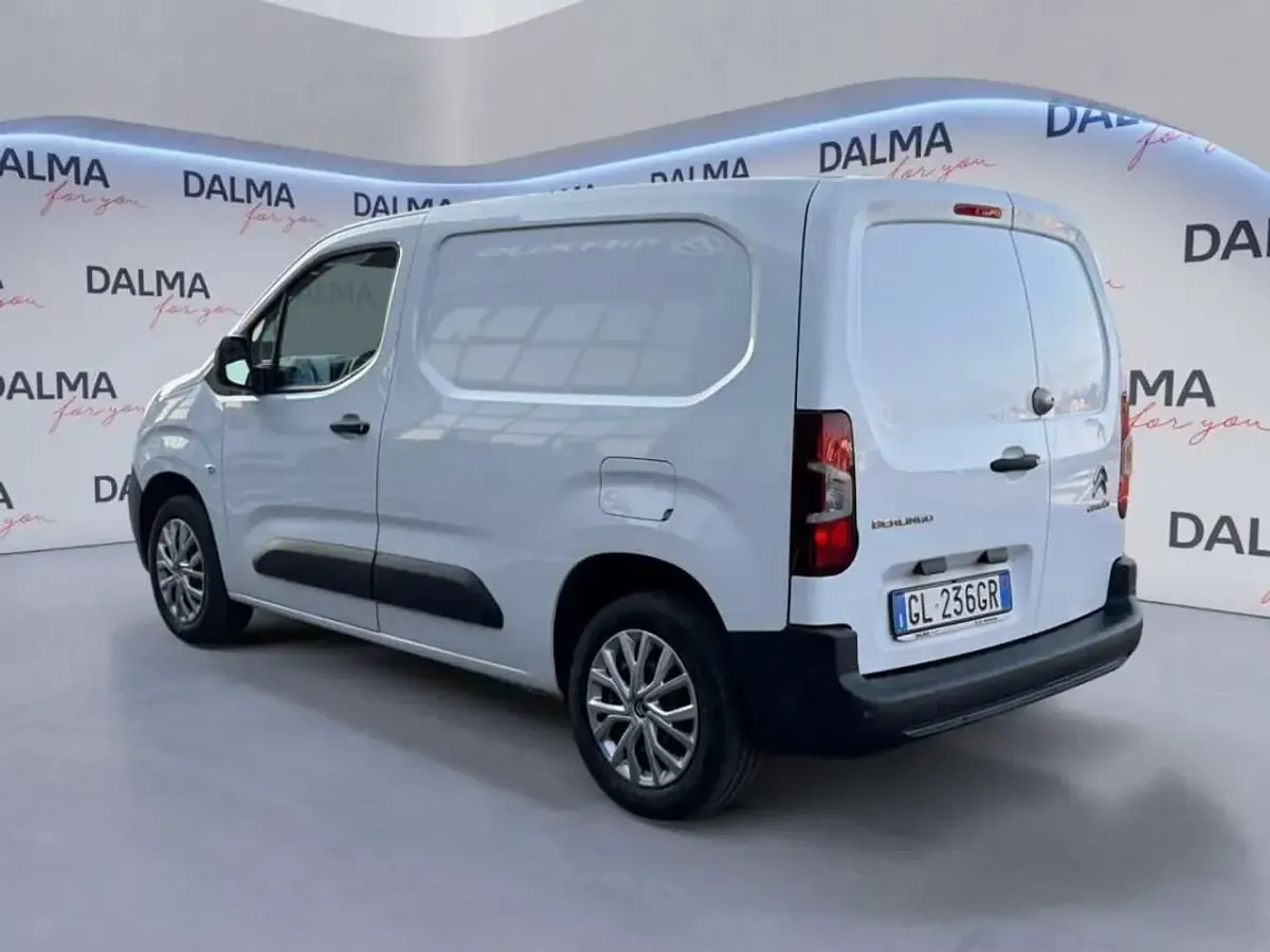 Begagnad Citroën Berlingo 102 HK (75 kW) 2022 Vit Minibuss