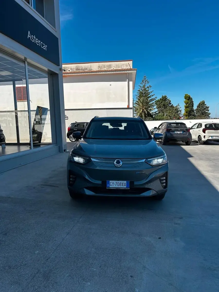 Usata KGM Korando 65 kW (89 CV) 2024 Grigio SUV