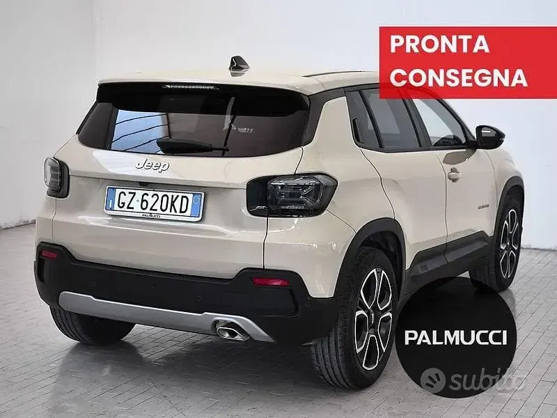 Käytetty Jeep Avenger Summit 100 HP (73 kW) 2025 Katumaasturi