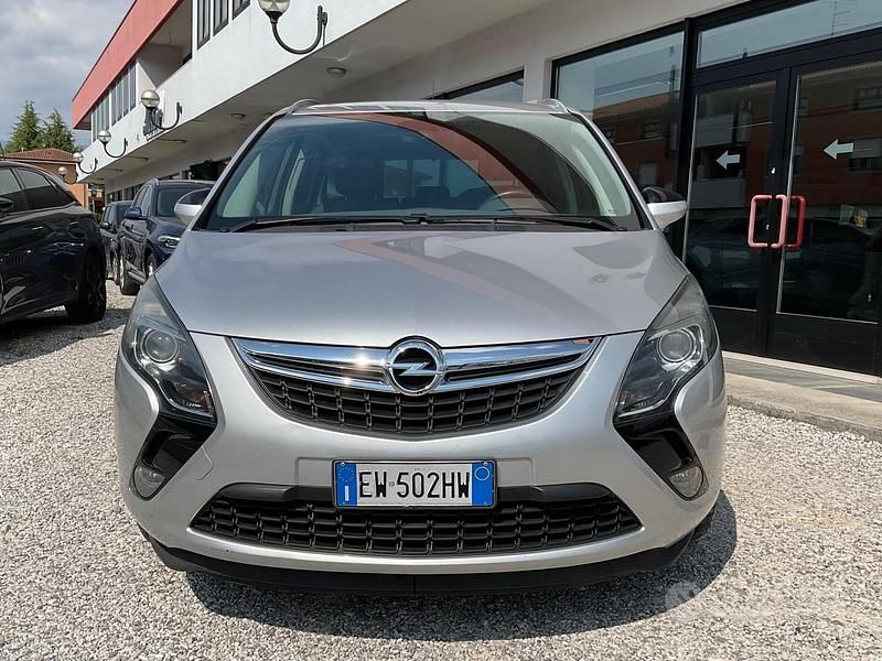Usata Opel Zafira Tourer 110 CV (80 kW) 2014 Grigio Monovolume