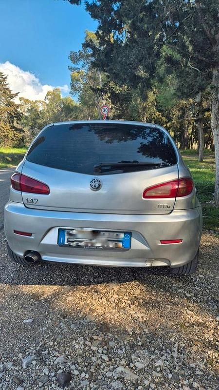 Usata Alfa Romeo 147 2007 Grigio Utilitaria