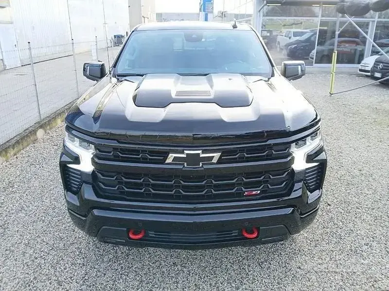 Nuova Chevrolet Silverado 420 CV (308 kW) 2026 Nero SUV