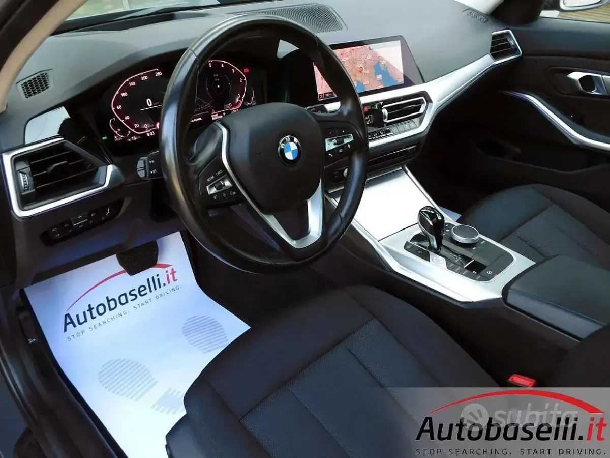 Usata BMW 318 Efficient Dynamics 150 CV (110 kW) 2021 Grigio Station wagon
