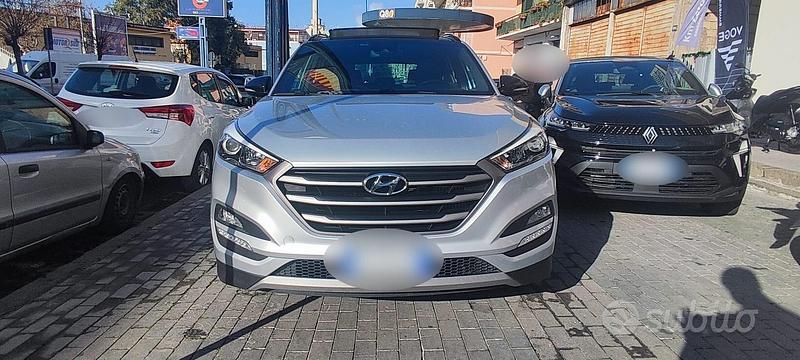 Grigio Usata 2018 Hyundai Tucson GO! SUV | 14.500 € (Ottimo prezzo) - Immagine 1/4