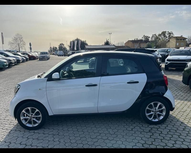 Usata Smart ForFour Prime 71 CV (52 kW) 2019 Bianco Utilitaria