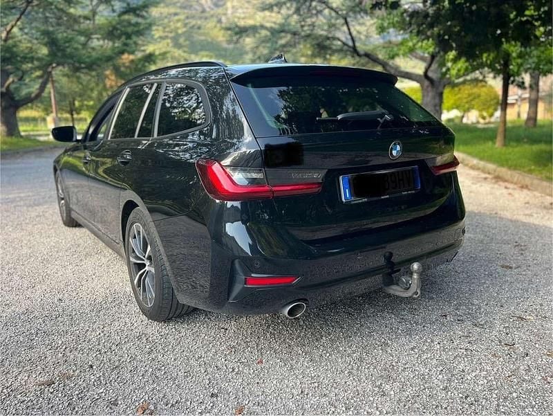 Usata BMW 320 Sport Line 163 CV (119 kW) 2021 Station wagon