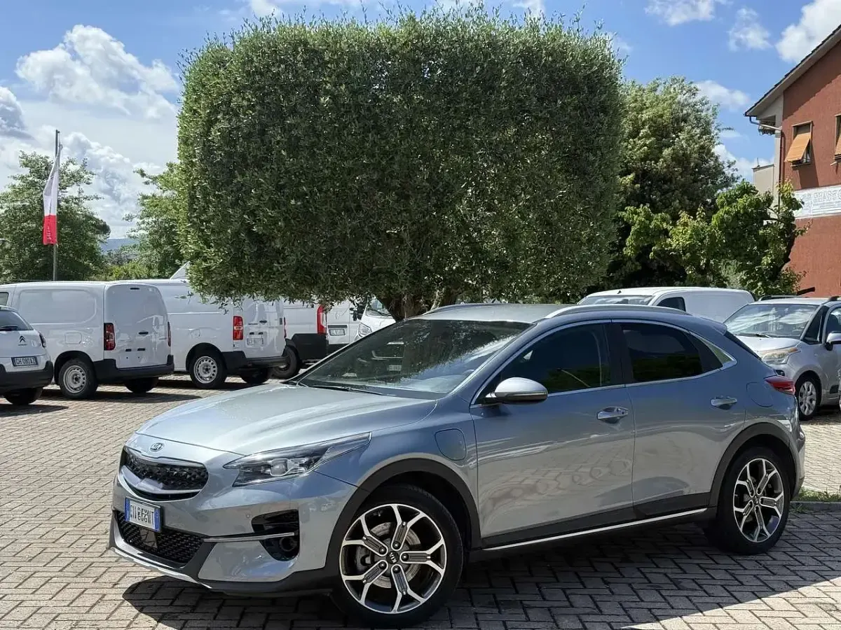 Begagnad Kia XCeed Plus 105 HK (77 kW) 2022 Silver SUV