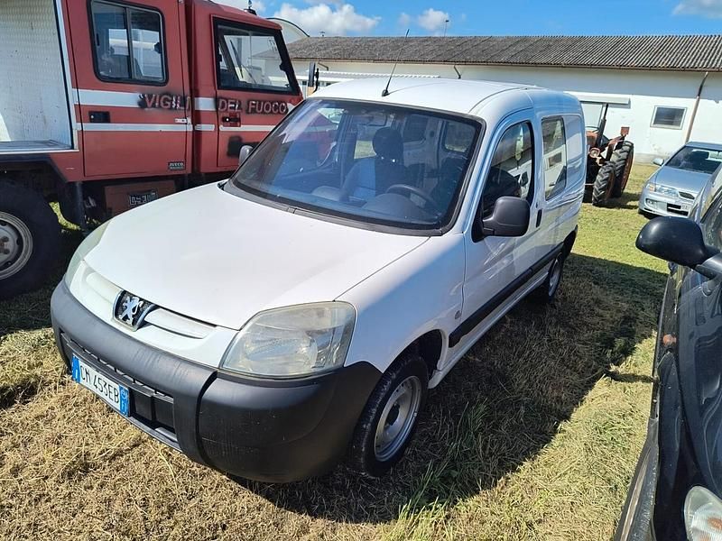 Usata Peugeot Partner 93 CV (68 kW) 2004 Bianco Monovolume