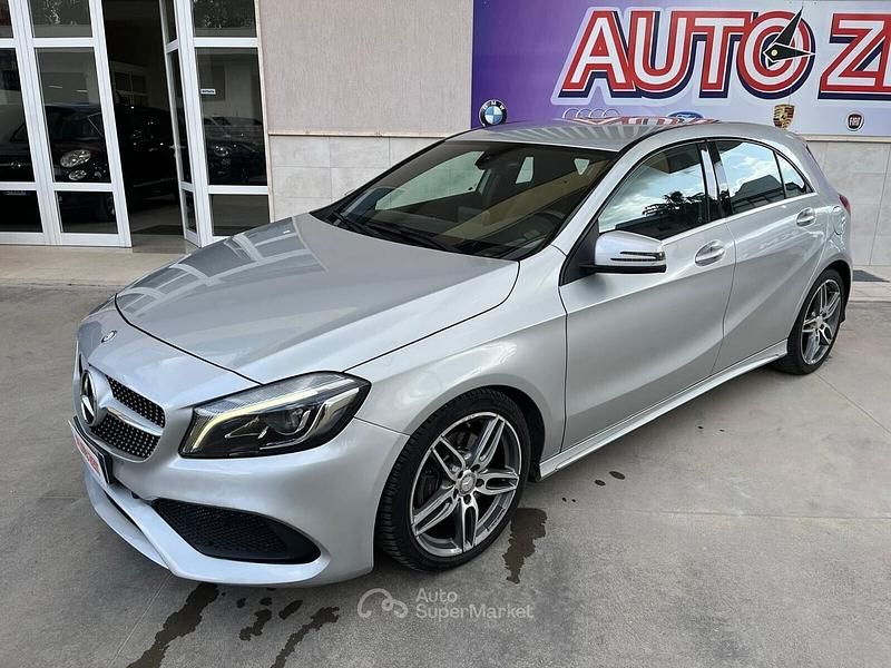 Usata Mercedes A220 Premium 177 CV (130 kW) 2016 Grigio Utilitaria