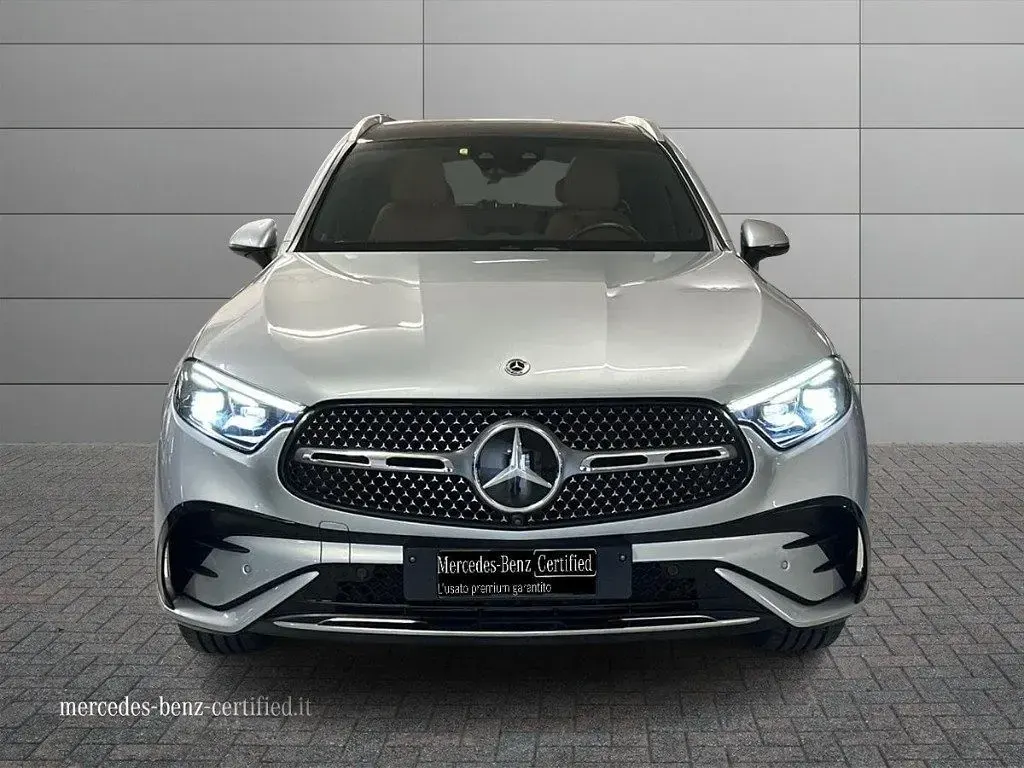 Usata Mercedes GLC300 Advanced Plus 269 CV (197 kW) 2023 Argento SUV