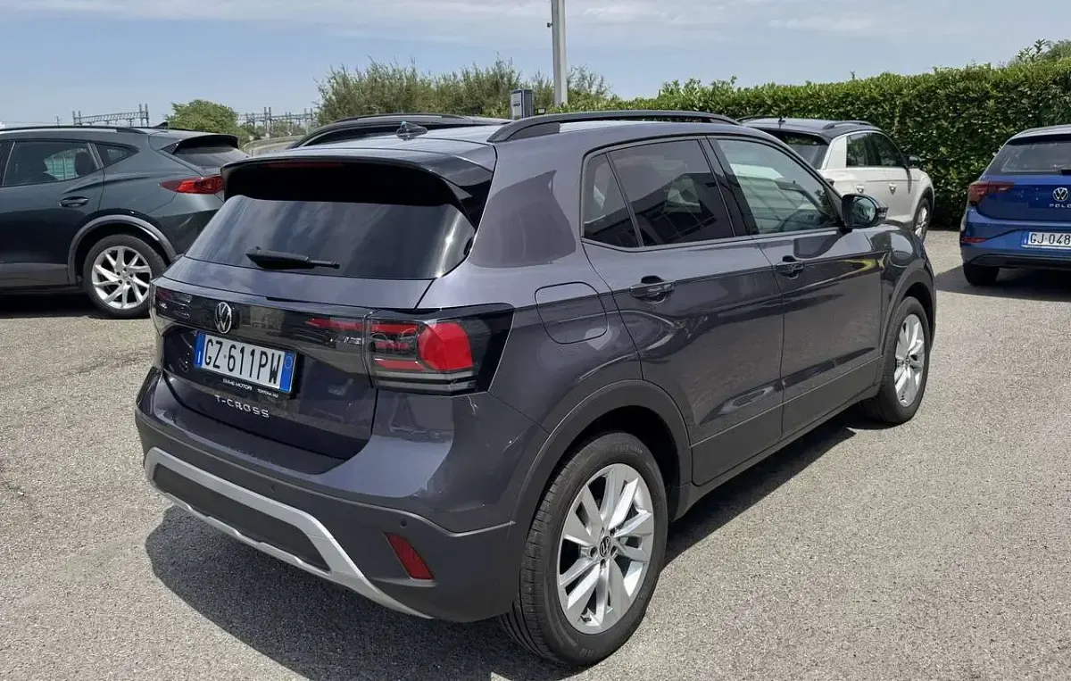 Usata VW T-Cross Edition 95 CV (69 kW) 2025 Smoky grey met SUV
