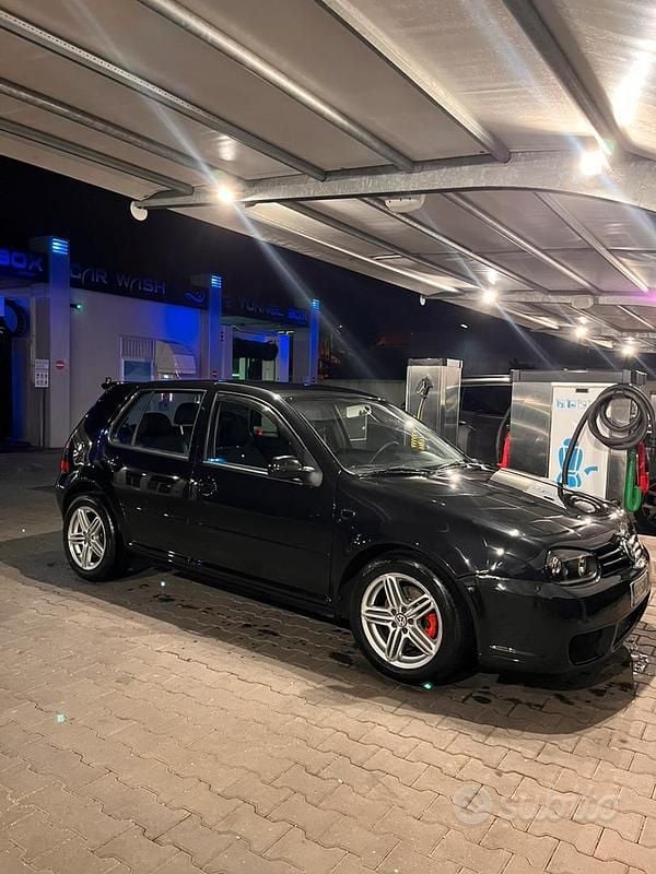 Usata VW Golf IV 115 CV (84 kW) 2000 Nero Berlina