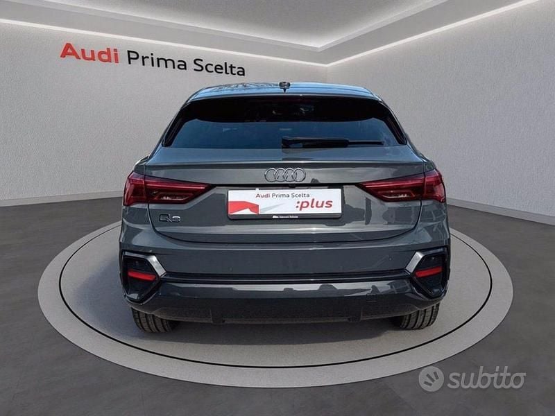 Usata Audi Q3 Sportback Business Plus 150 CV (110 kW) 2023 Grigio atomico metalizzato SUV