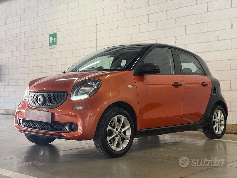 Usata Smart ForFour Edition #1 71 CV (52 kW) 2014 Arancione Utilitaria
