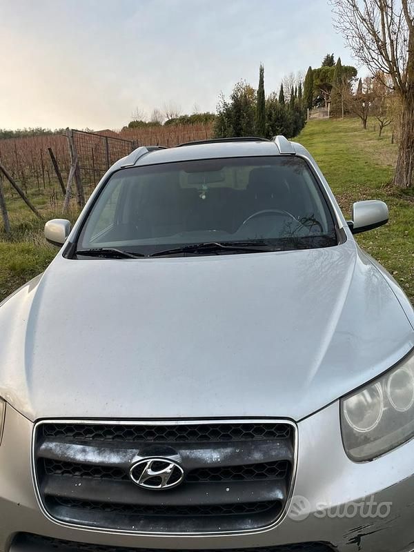 Usata Hyundai Santa Fe 155 CV (114 kW) 2006 Grigio SUV