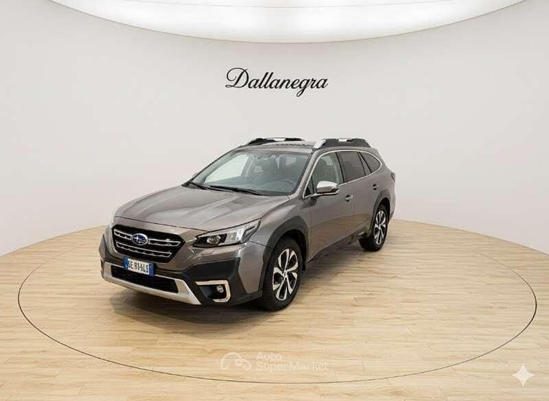 Usata Subaru Outback Premium 169 CV (124 kW) 2021 Marrone Station wagon
