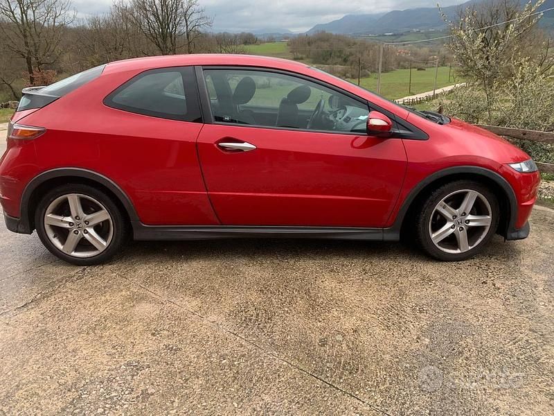 Usata Honda Civic Type S 140 CV (102 kW) 2008 Rosso Berlina