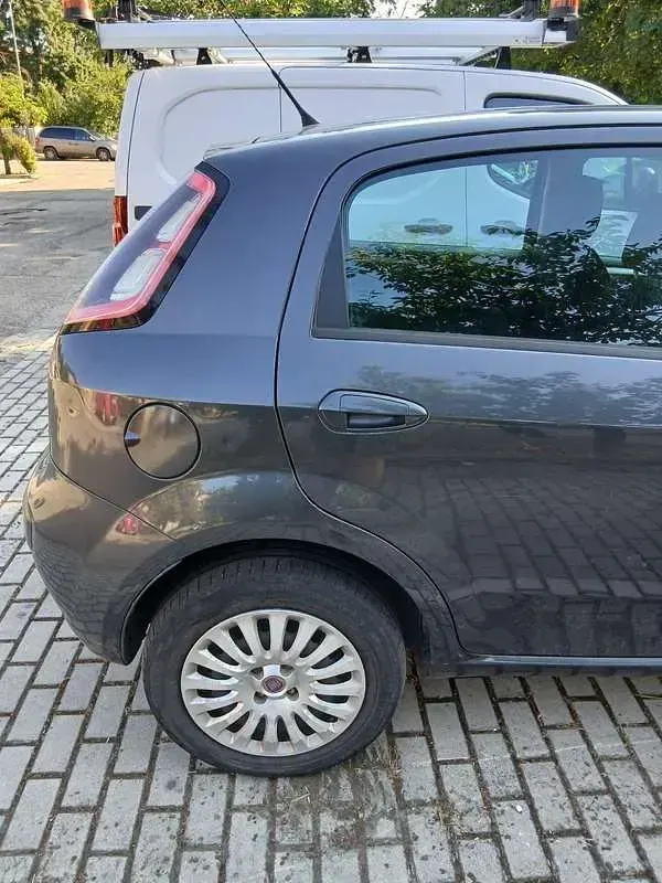 Usata Fiat Punto Evo Emotion 69 CV (50 kW) 2010 Utilitaria