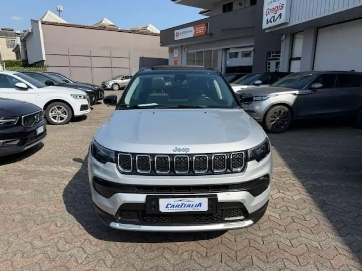 Usata Jeep Compass Limited 131 CV (96 kW) 2021 Argento SUV