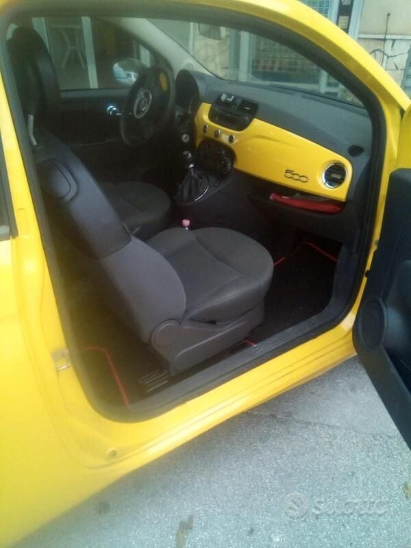 Usata Fiat 500 100 CV (73 kW) 2010 Giallo Utilitaria