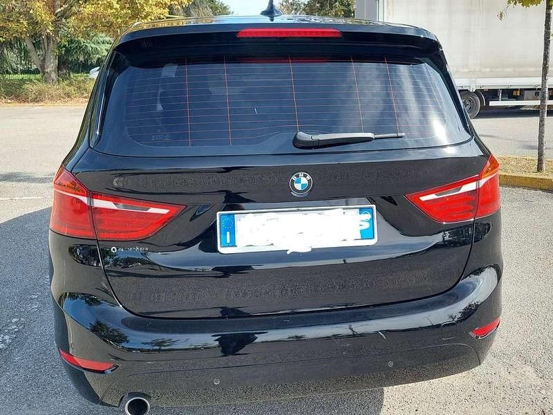 Usata BMW 214 Gran Tourer Luxury Line 95 CV (69 kW) 2016 Nero Monovolume