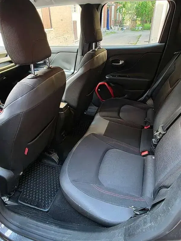 Usata Jeep Renegade Trailhawk 170 CV (125 kW) 2016 Marrone SUV